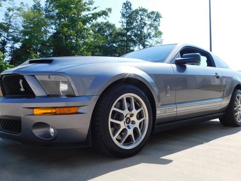 Used 2007 Ford Mustang Shelby GT500 RWD image 5