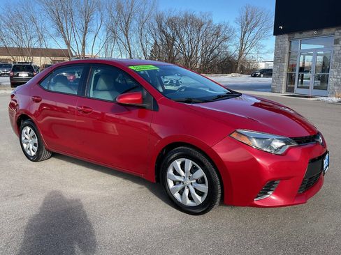 Used 2015 Toyota Corolla LE image 10