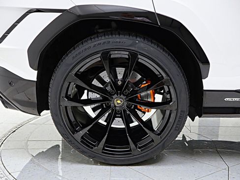 Used 2024 Lamborghini Urus S image 51