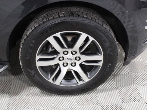 Used 2022 Ford Expedition Max Limited image 48