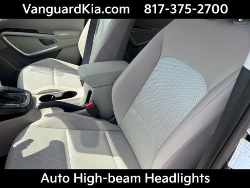 Certified 2025 Kia Soul LX image 13