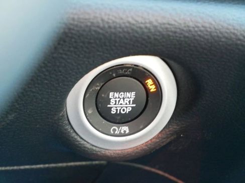 New 2026 Chrysler Pacifica Limited w/ Trailer Tow Group image 27