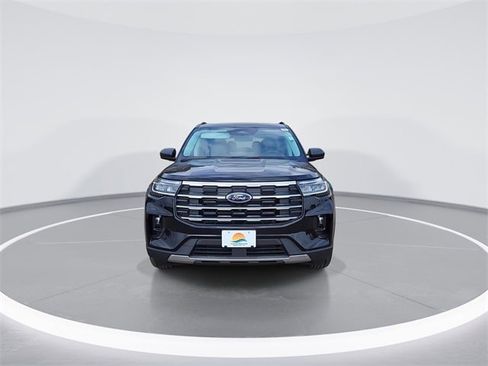New 2026 Ford Explorer Active w/ Active Comfort Package image 3