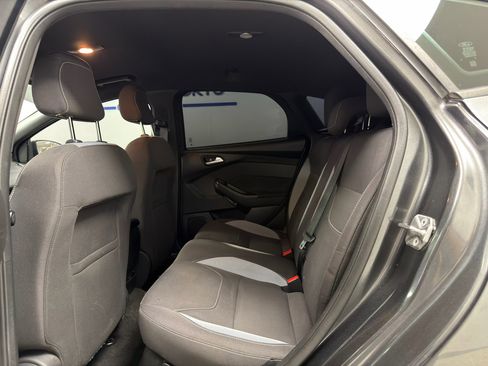 Used 2017 Ford Focus ST image 34