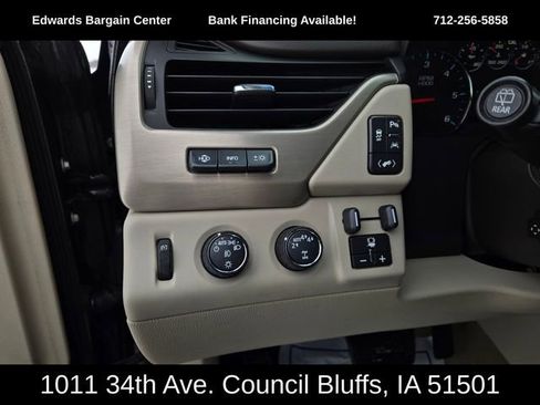 Used 2017 GMC Yukon XL Denali w/ Open Road Package image 11