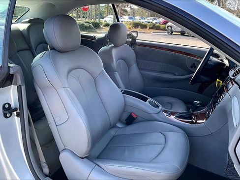 Used 2006 Mercedes-Benz CLK 350 Cabriolet image 8