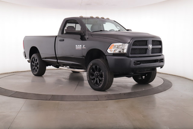 Used 2018 RAM 2500 ST AWD/4WD image 2