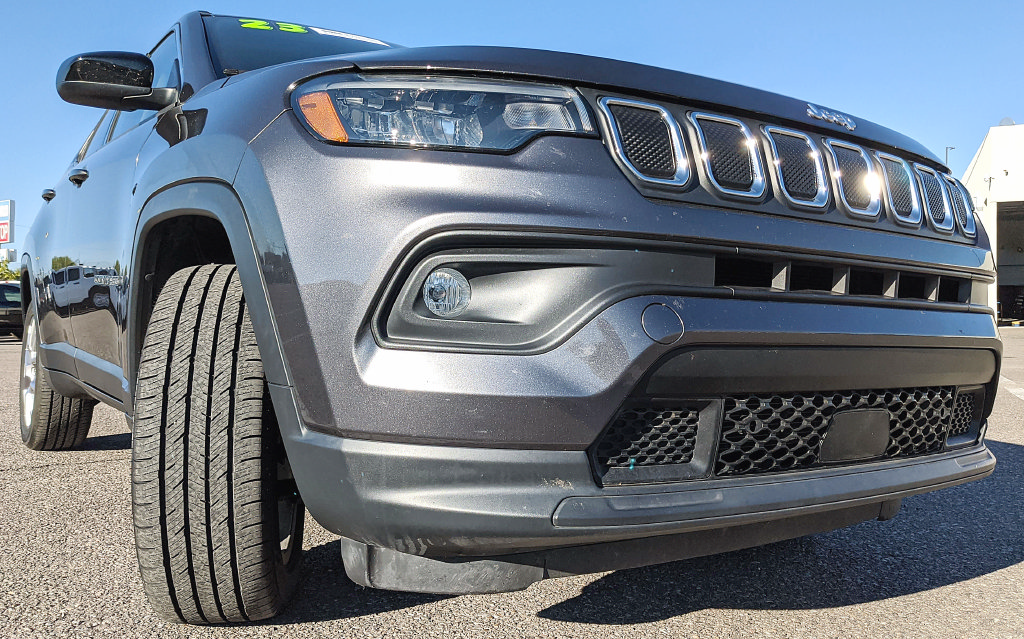 Used 2022 Jeep Compass Latitude AWD/4WD image 22