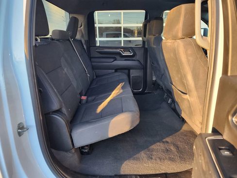 Used 2024 Chevrolet Silverado 2500 LT image 12
