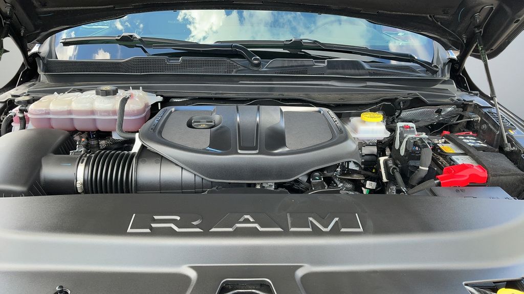 Used 2026 RAM 1500 Laramie AWD/4WD image 25