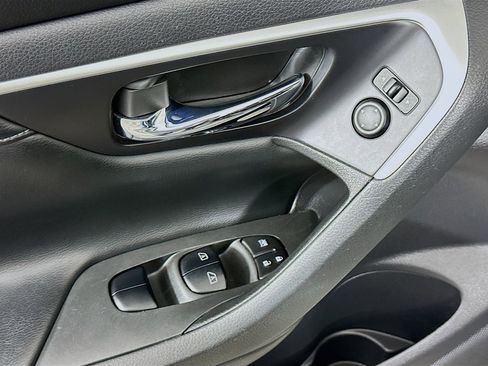 Used 2017 Nissan Altima 2.5 SL image 18