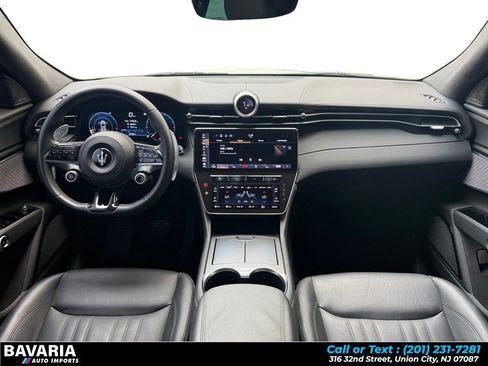 Used 2023 Maserati Grecale GT AWD/4WD image 12
