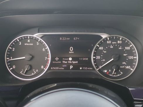 Used 2022 Nissan Pathfinder SV AWD/4WD image 22