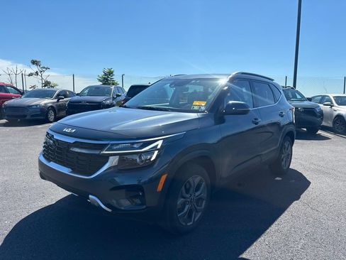Used 2024 Kia Seltos S AWD/4WD image 7