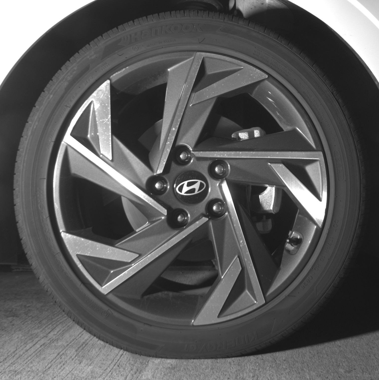 Used 2025 Hyundai Elantra Limited FWD image 15