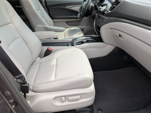 Certified 2023 Honda Ridgeline RTL image 19