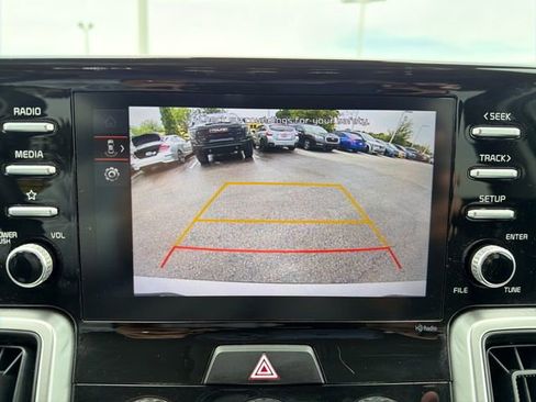 Used 2022 Kia Sorento LX AWD/4WD image 13