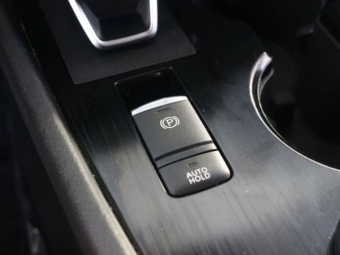 Used 2023 Nissan Rogue S AWD/4WD image 23