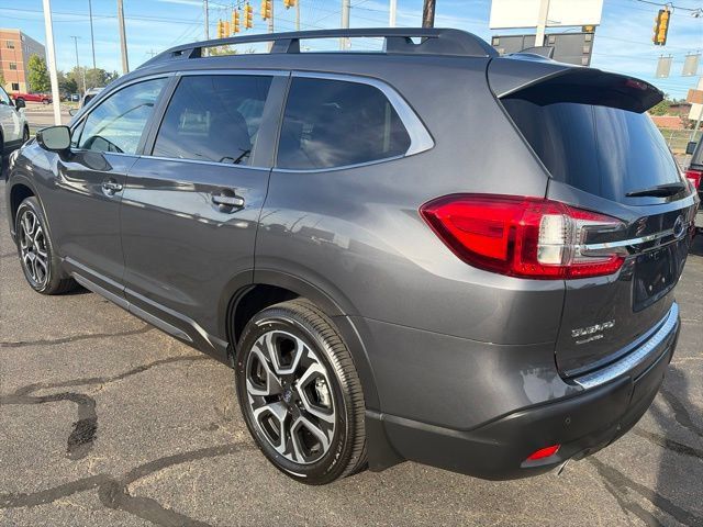 Used 2026 Subaru Ascent Limited AWD/4WD image 4