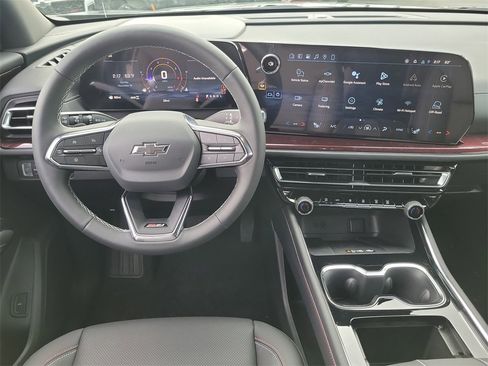 New 2026 Chevrolet Traverse Z71 image 4