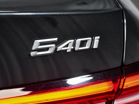 Used 2025 BMW 540i xDrive 540i xDrive image 95