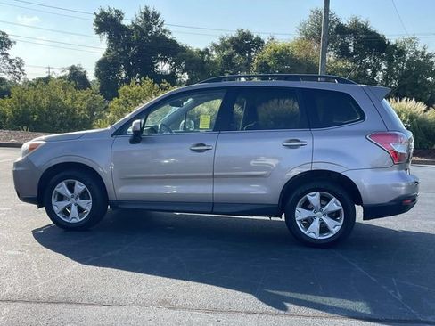 Used 2015 Subaru Forester 2.5i Limited AWD/4WD image 4