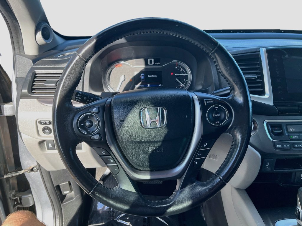 Used 2017 Honda Ridgeline RTL-T image 11