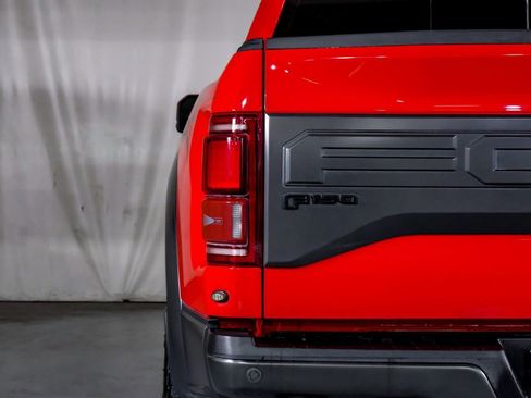 Used 2018 Ford F150 Raptor w/ Equipment Group 802A Luxury image 43