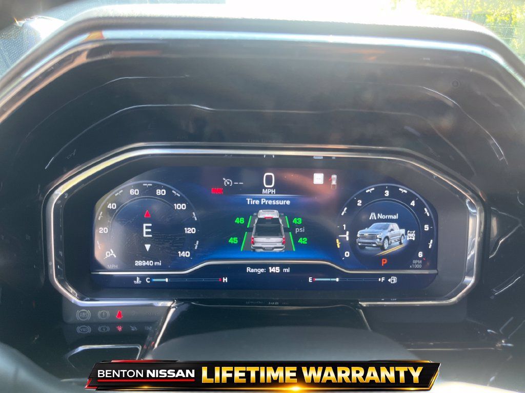 Used 2022 Chevrolet Silverado 1500 High Country AWD/4WD image 15