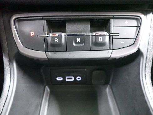 Used 2024 GMC Terrain AT4 image 20