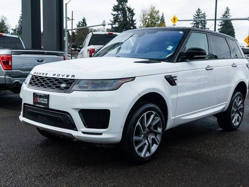 Used 2018 Land Rover Range Rover Sport HSE Dynamic image 3