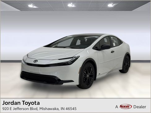 New 2026 Toyota Prius AWD image 1