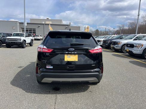 Certified 2023 Ford Edge SEL w/ Convenience Package image 4