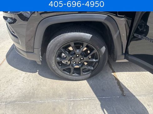 Used 2026 Jeep Compass Latitude AWD/4WD image 35