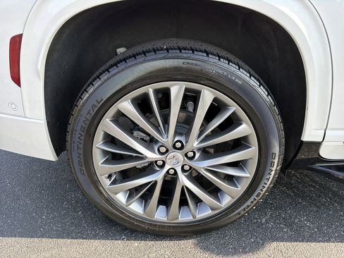 Used 2025 Buick Enclave Avenir w/ Super Cruise Package image 19