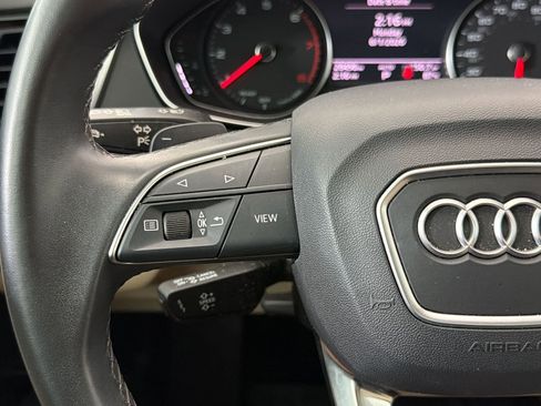 Used 2022 Audi Q5 2.0T Premium w/ Convenience Package AWD/4WD image 18