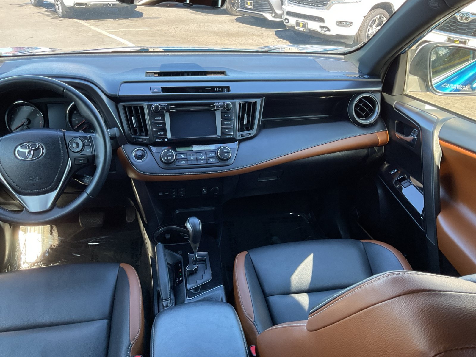 Used 2018 Toyota RAV4 SE w/ Power Extra Value Package AWD/4WD image 16
