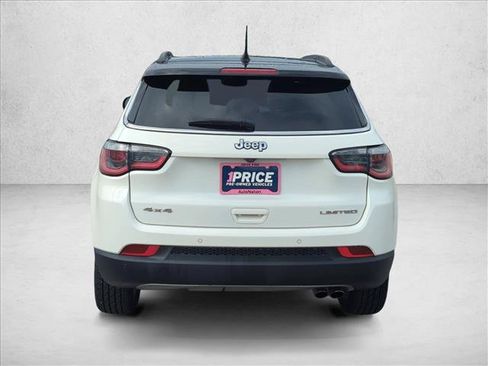 Used 2018 Jeep Compass Limited AWD/4WD image 9