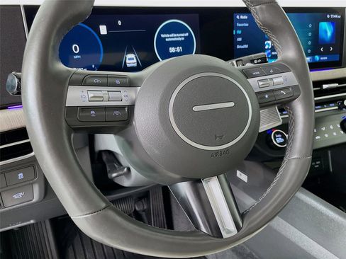 Used 2025 Hyundai Sonata Limited image 15