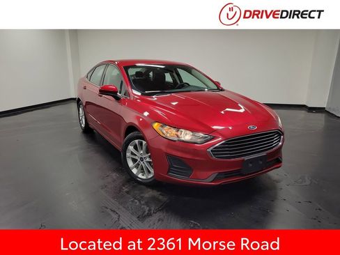 Used 2020 Ford Fusion SE FWD image 1