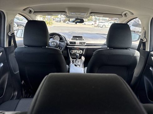 Used 2014 MAZDA MAZDA3 i Touring FWD image 26