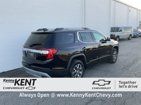 Certified 2023 GMC Acadia SLE w/ Driver Convenience Package image 4