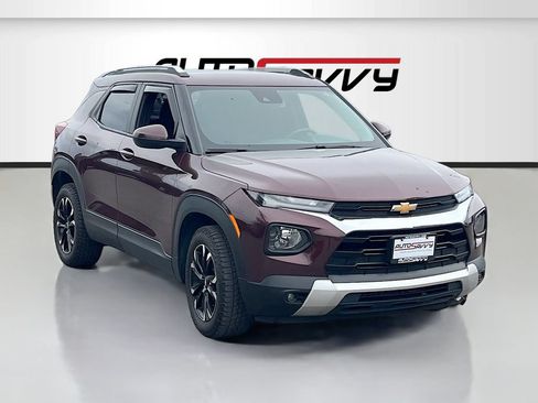 Used 2022 Chevrolet TrailBlazer LT w/ Convenience Package AWD/4WD image 1