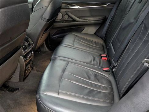 Used 2018 BMW X5 xDrive50i w/ M Sport Package image 20