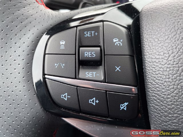 Used 2025 Ford Explorer ST AWD/4WD image 19