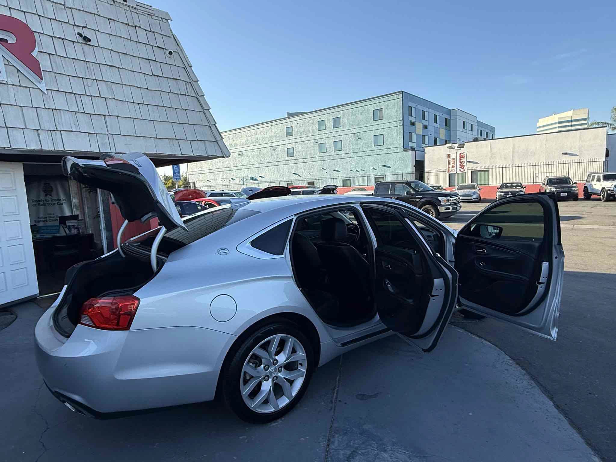 Used 2019 Chevrolet Impala Premier FWD image 37