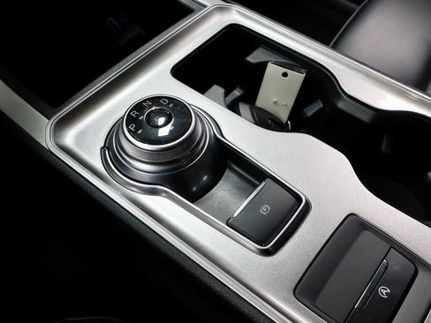 Certified 2024 Ford Edge SEL image 34