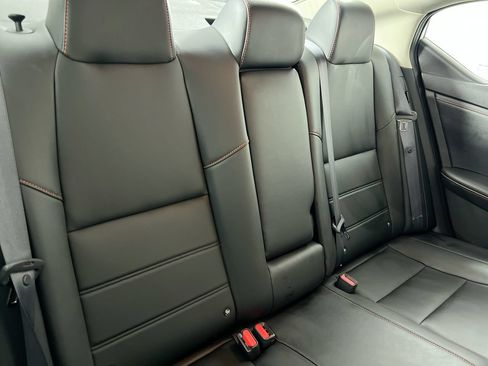Used 2024 Nissan Sentra SR w/ SR Premium Package FWD image 30