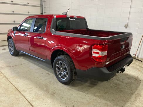 New 2025 Ford Maverick XLT w/ Equipment Group 302A image 17