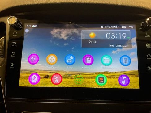 Used 2015 Ford Focus SE w/ Equipment Group 201A image 22